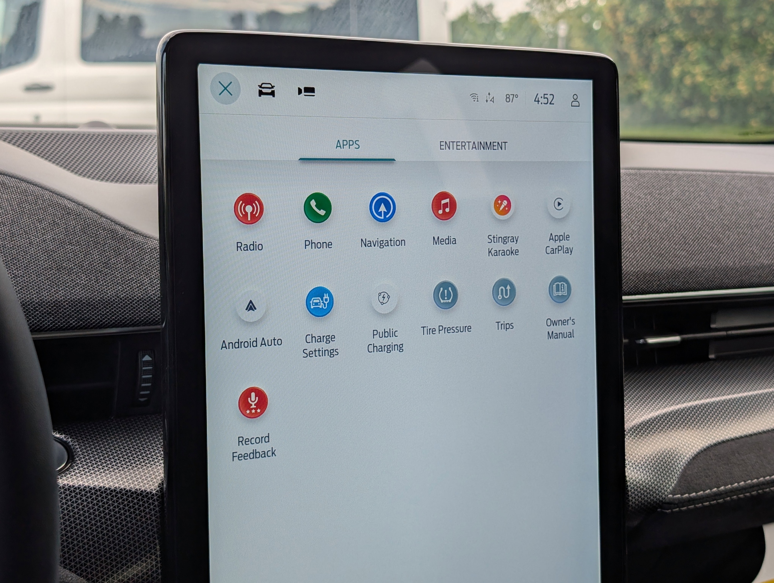 2025 Ford Mustang Mach-E GT - Photo 18