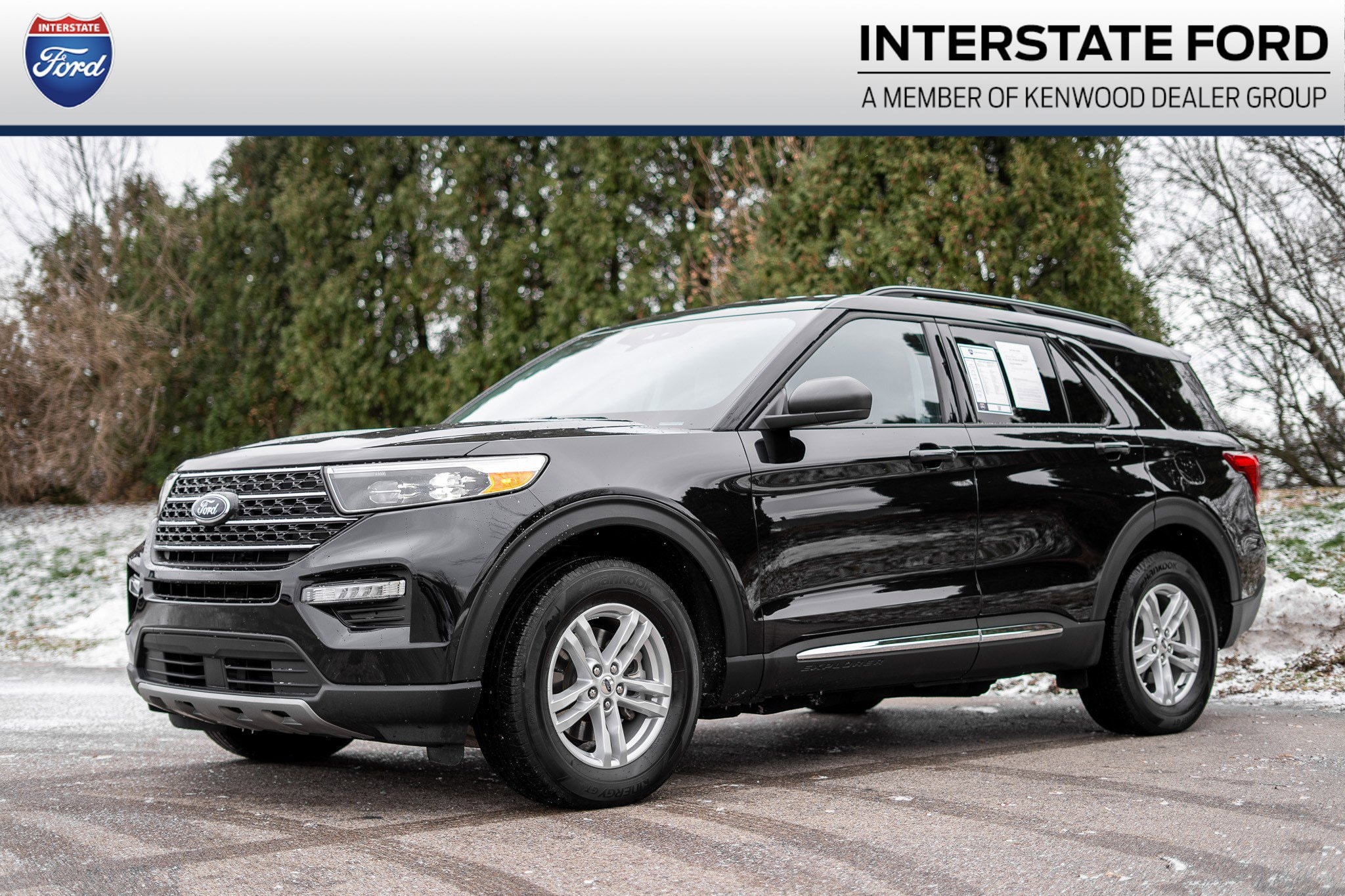 2023 Ford Explorer XLT's photo