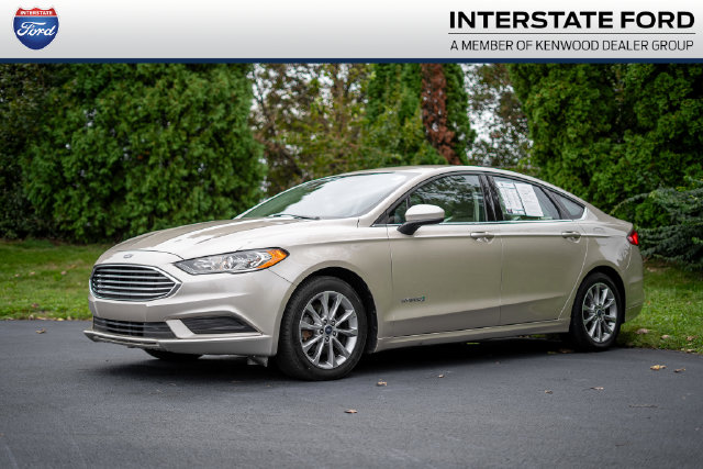 Used 2017 Ford Fusion Hybrid SE Sedan