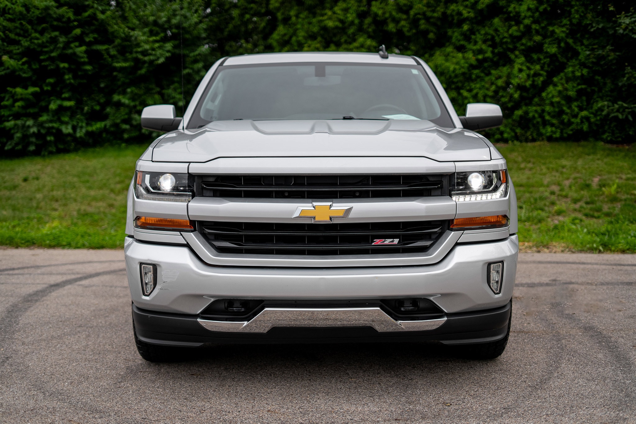 Used 2017 Chevrolet Silverado 1500 LT with VIN 1GCVKREC3HZ405123 for sale in Miamisburg, OH