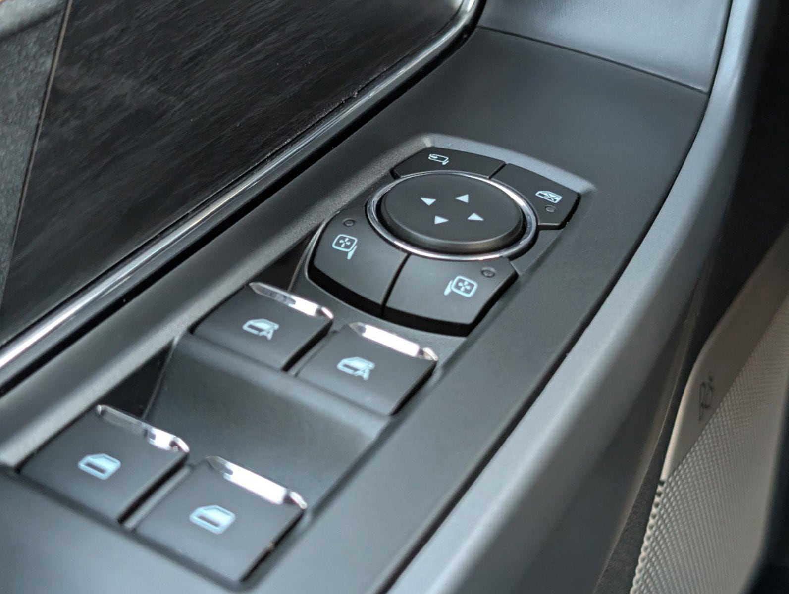 2025 Ford F-150 Lariat - Photo 30