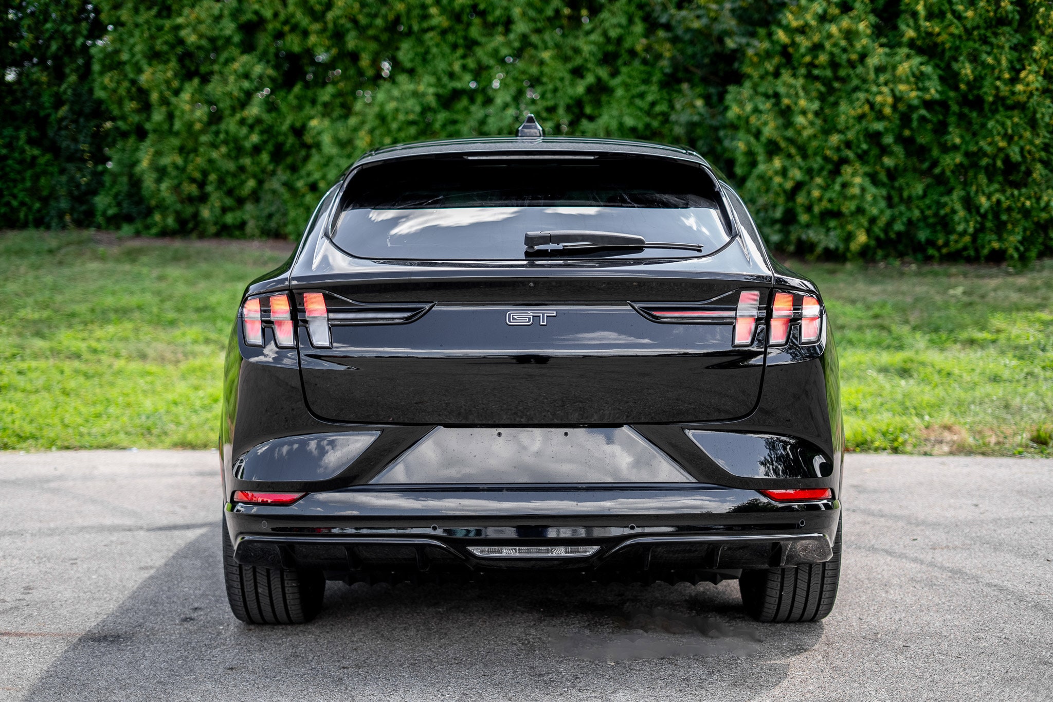 2025 Ford Mustang Mach-E GT - Photo 6