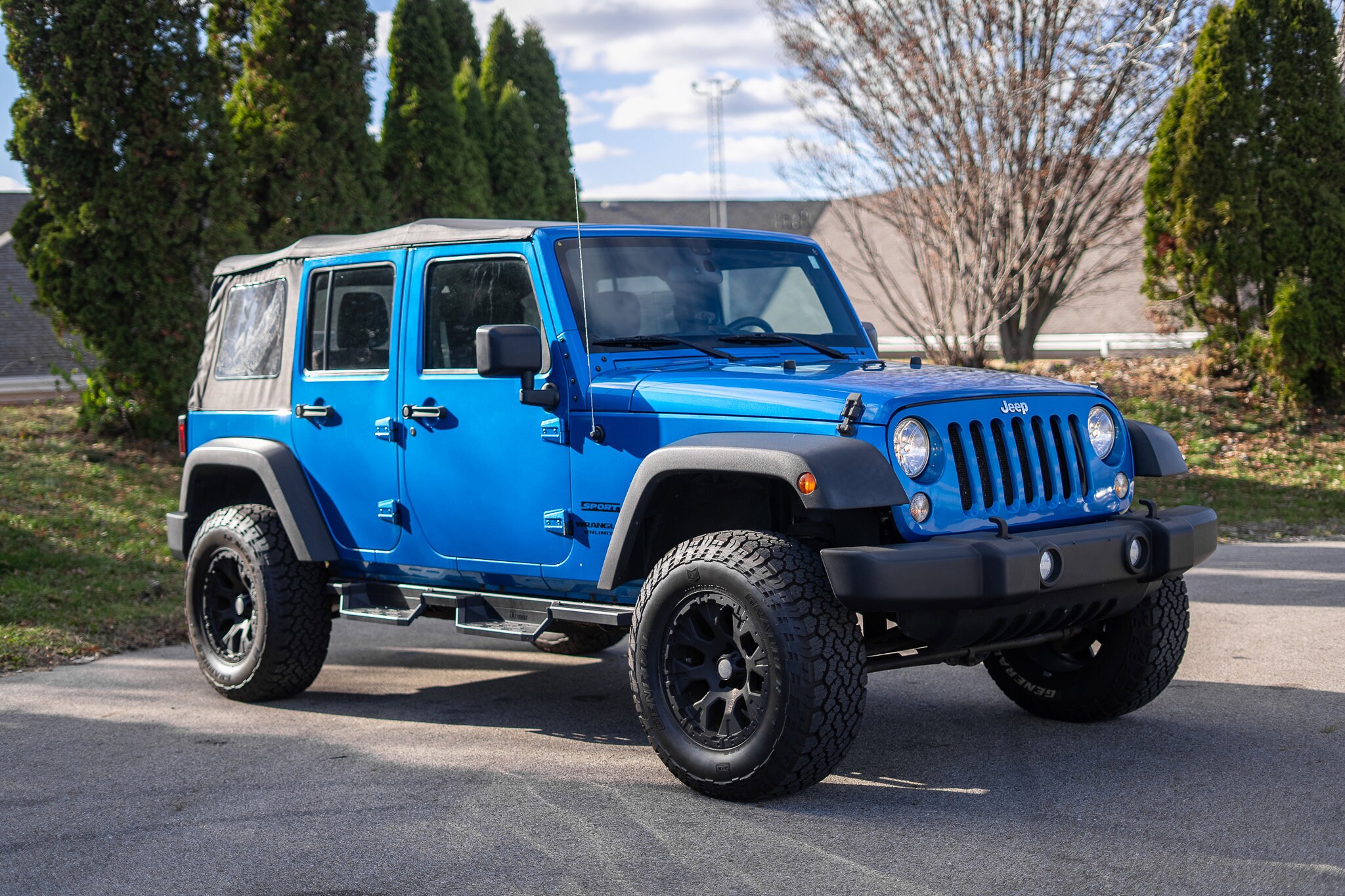 2015 Jeep Wrangler Unlimited Sport photo 2