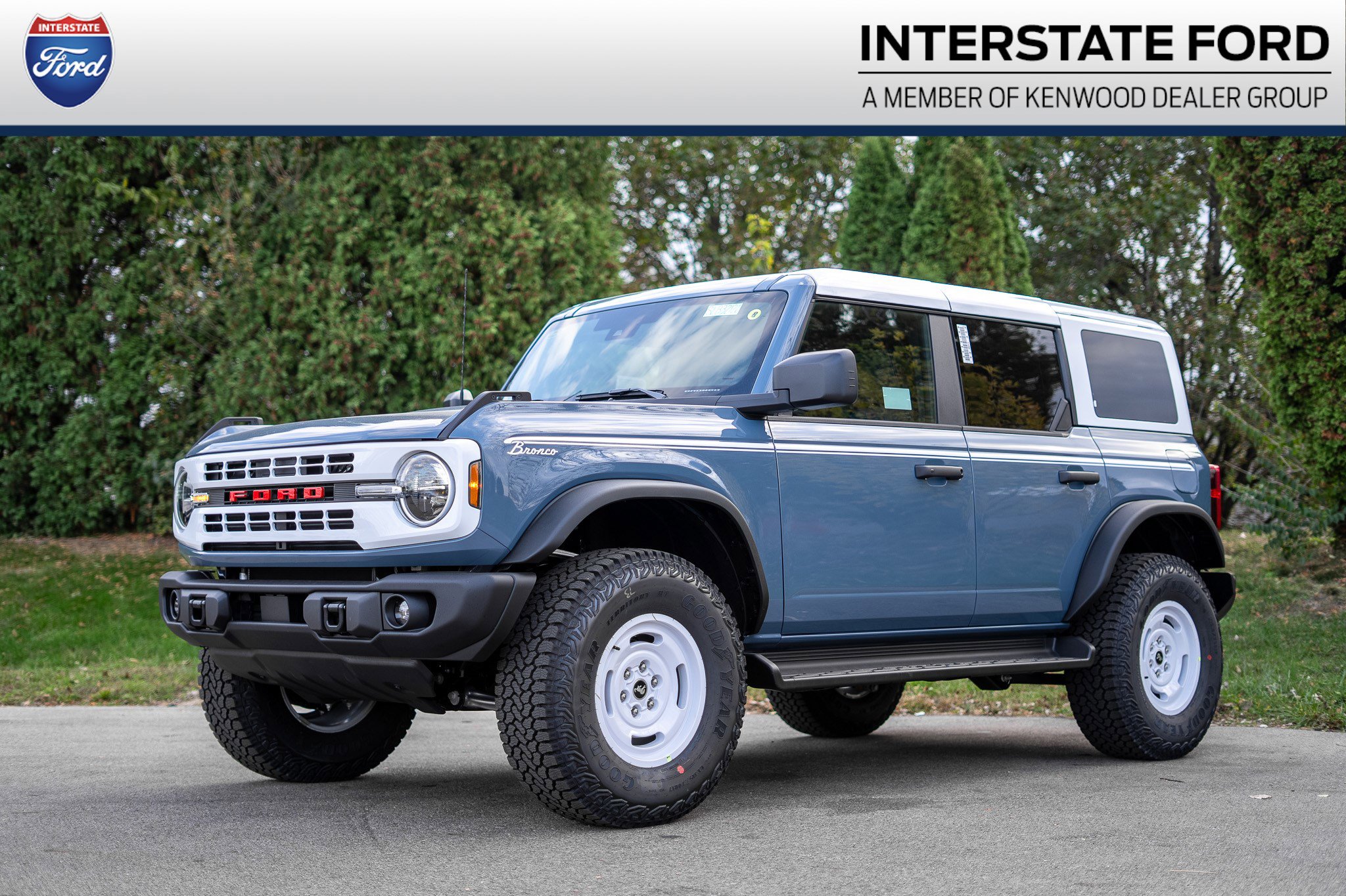 2025 Ford Bronco 4-Door Heritage Editon's photo