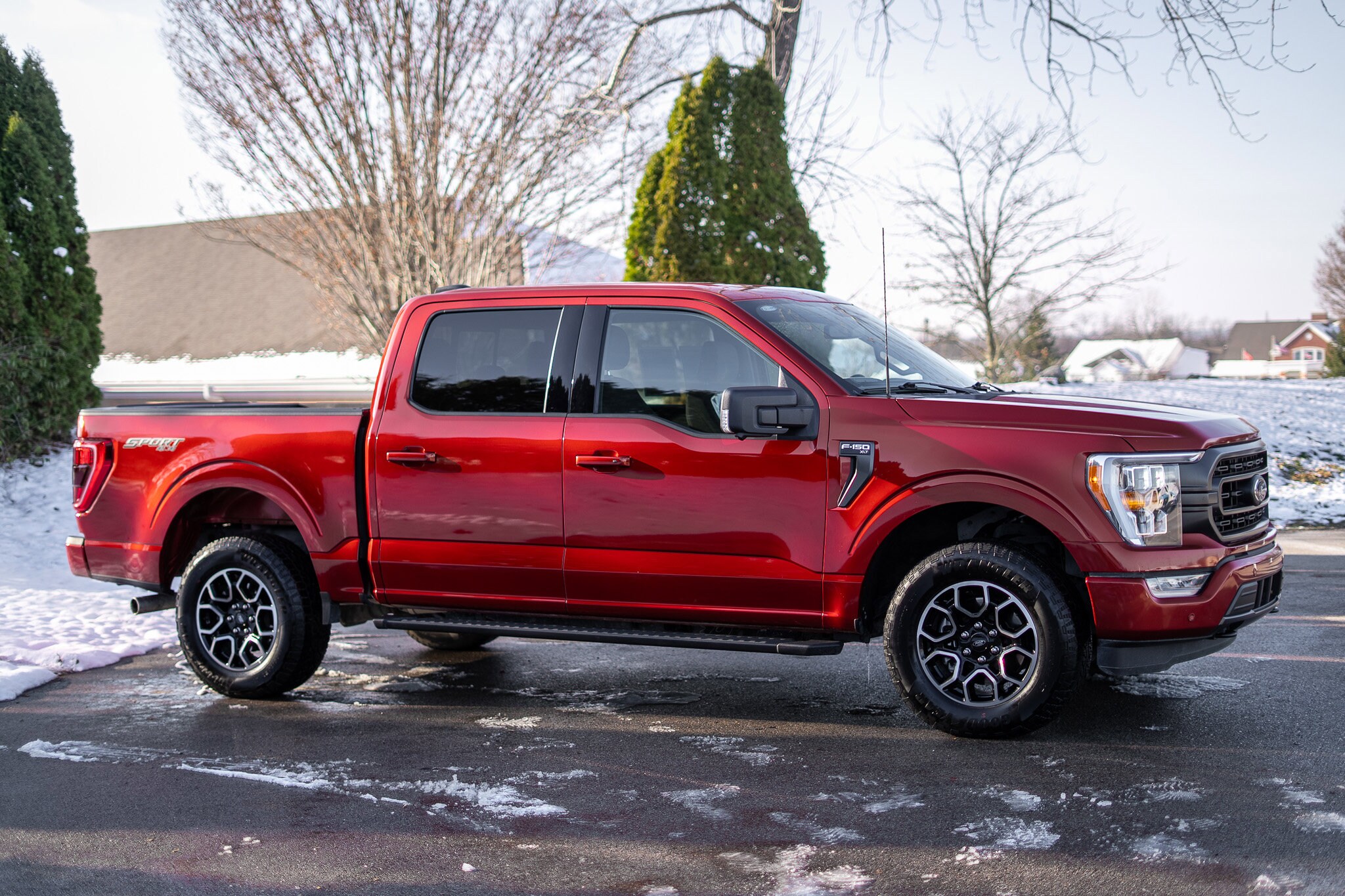 2023 Ford F-150 XLT photo 4