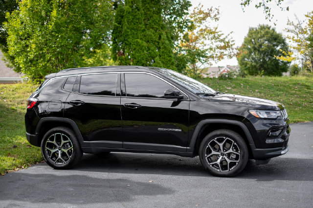 Used 2025 Jeep Compass Limited SUV