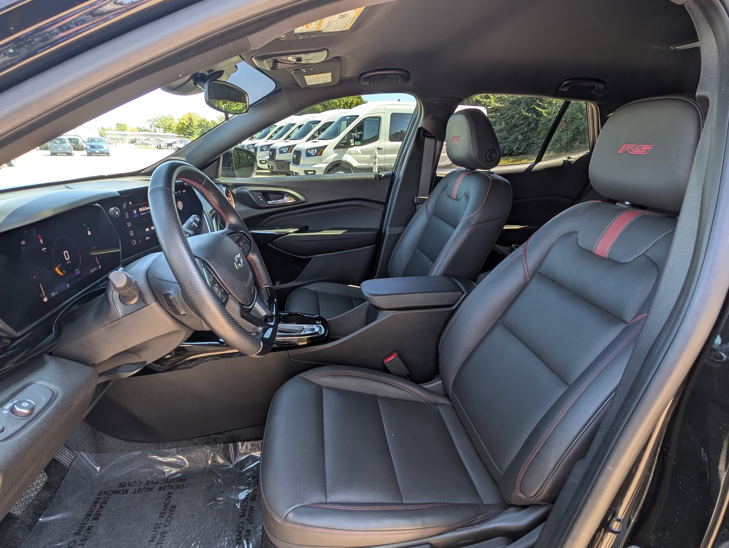 2024 Chevrolet Trax photo 3