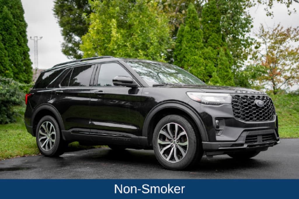 Used 2025 Ford Explorer ST-Line SUV