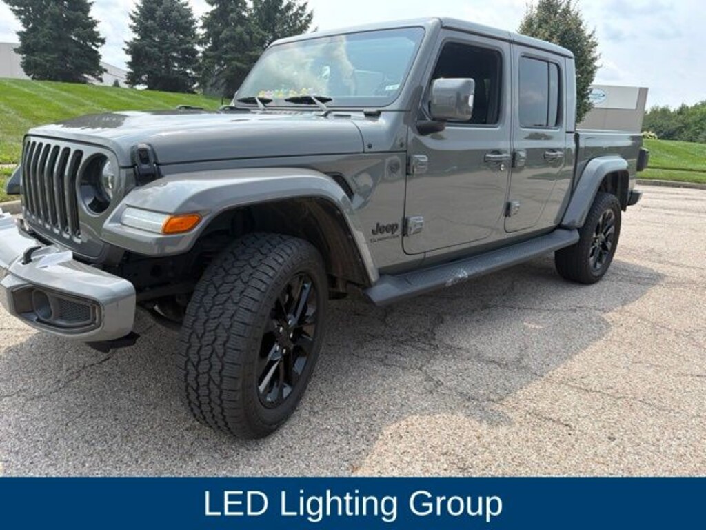 Used 2022 Jeep Gladiator Overland Truck Crew Cab