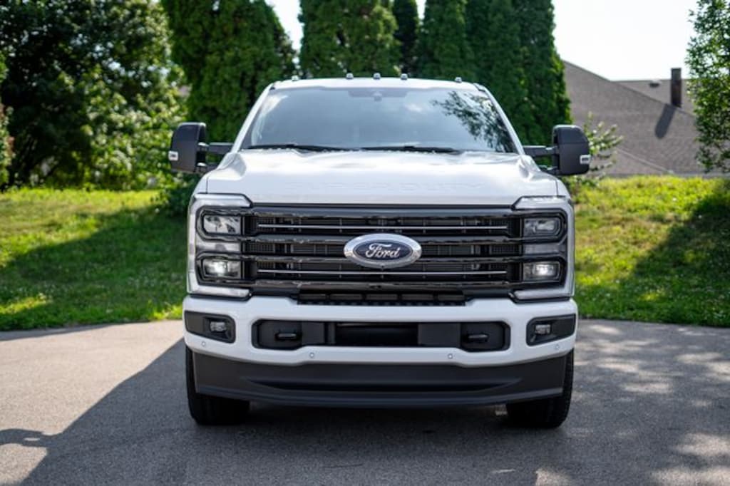 New 2026 Ford F-250SD Platinum Truck Crew Cab
