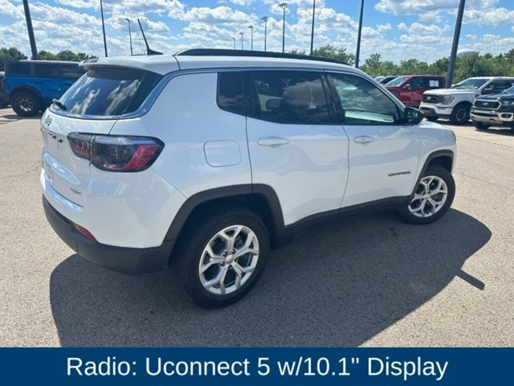 Used 2024 Jeep Compass Latitude SUV