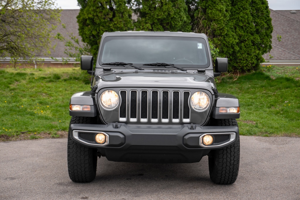Used 2018 Jeep Wrangler Unlimited Sahara 4x4 SUV