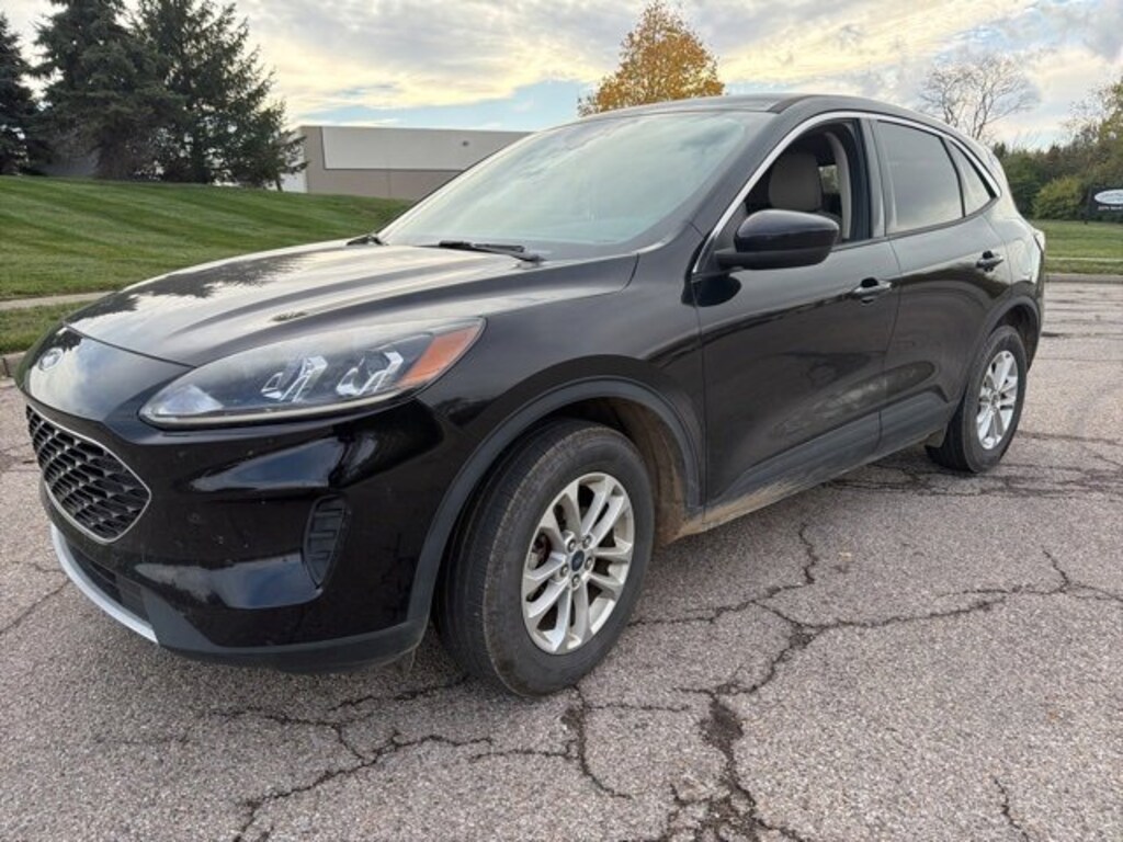 Used 2020 Ford Escape SE SUV