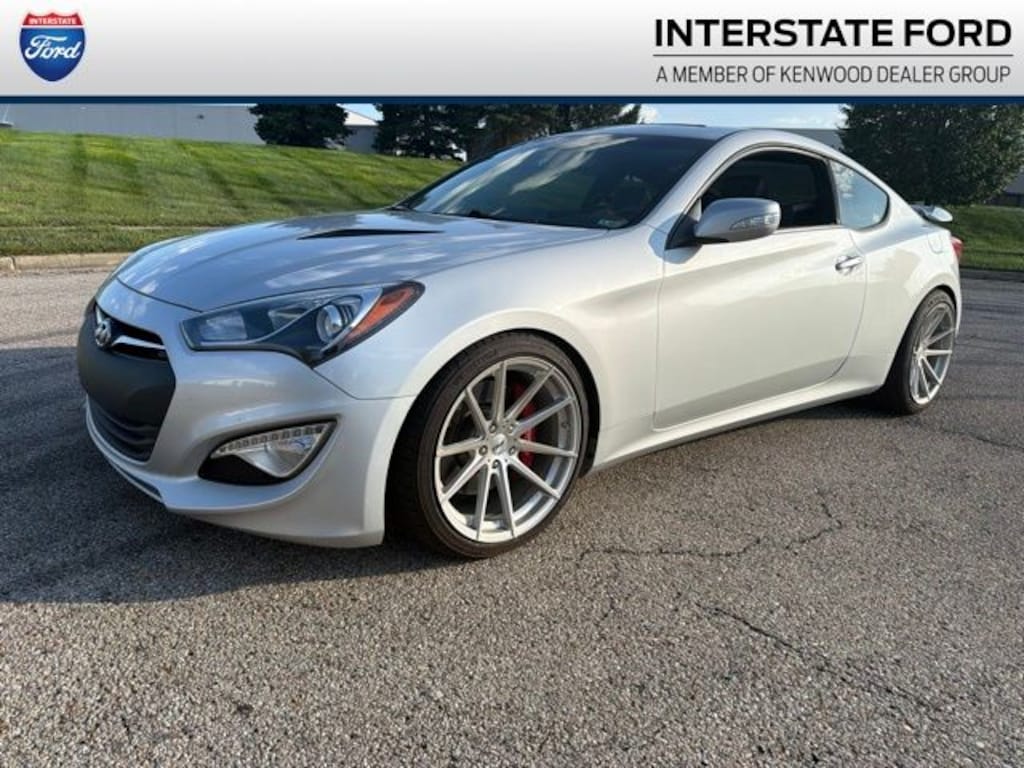 Used 2016 Hyundai Genesis Coupe 3.8 Coupe