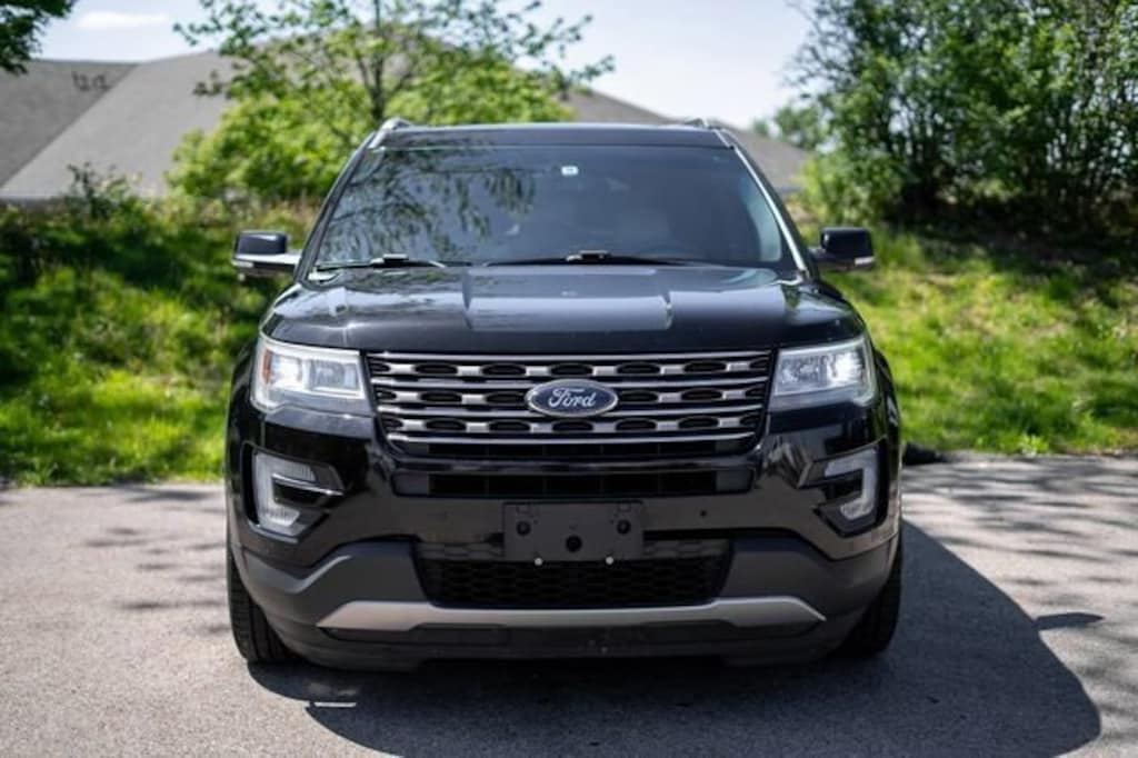 Used 2016 Ford Explorer XLT SUV