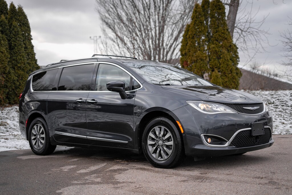 Used 2019 Chrysler Pacifica Touring L Plus Van Passenger Van