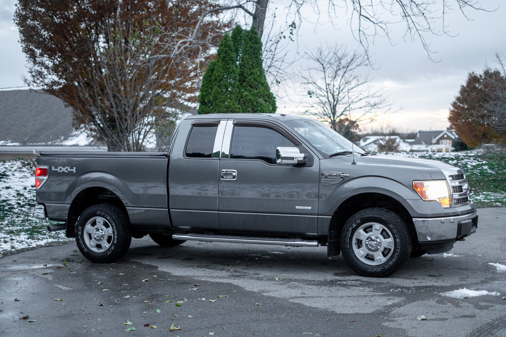 2013 Ford F-150 XLT photo 4