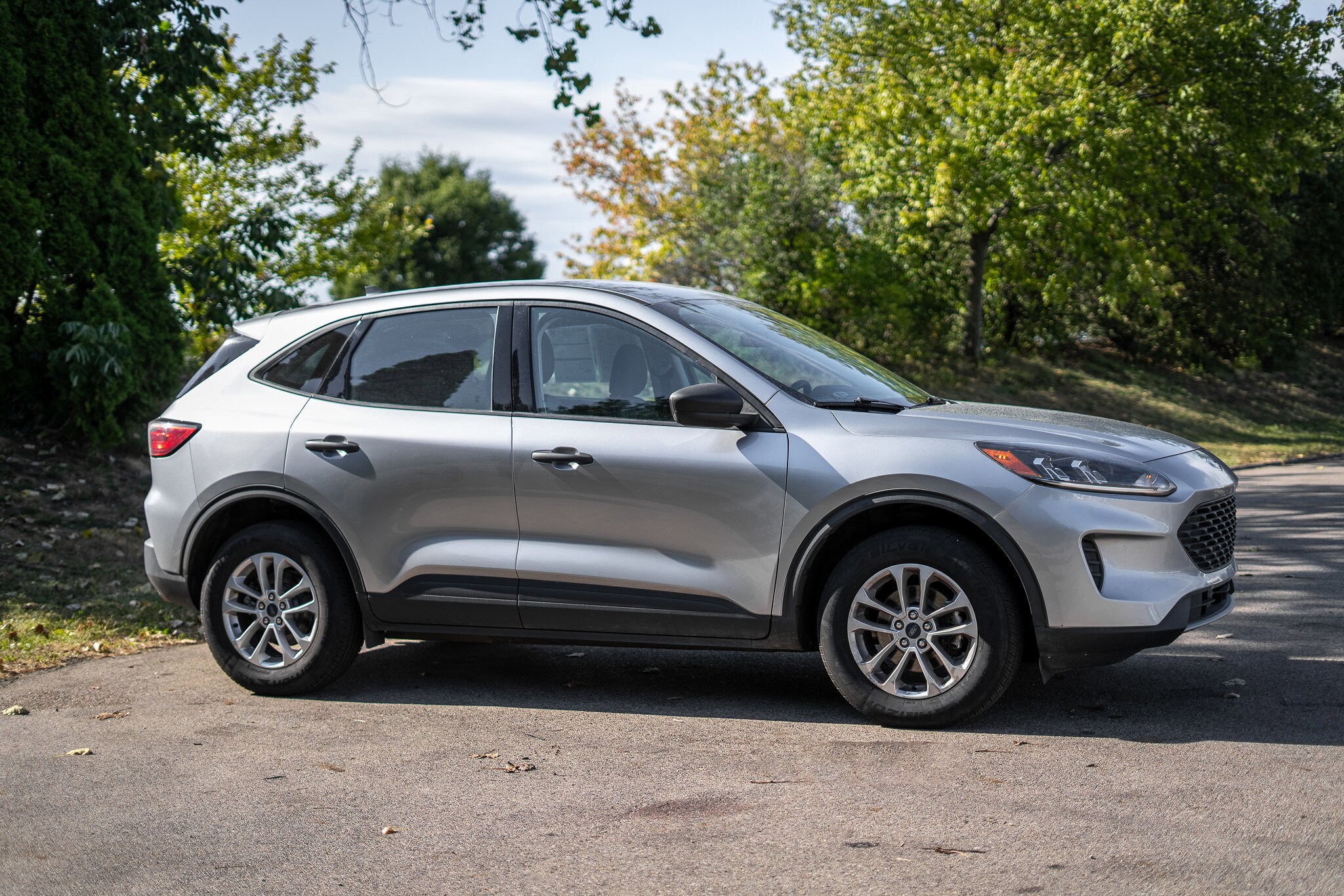 2022 Ford Escape S photo 4