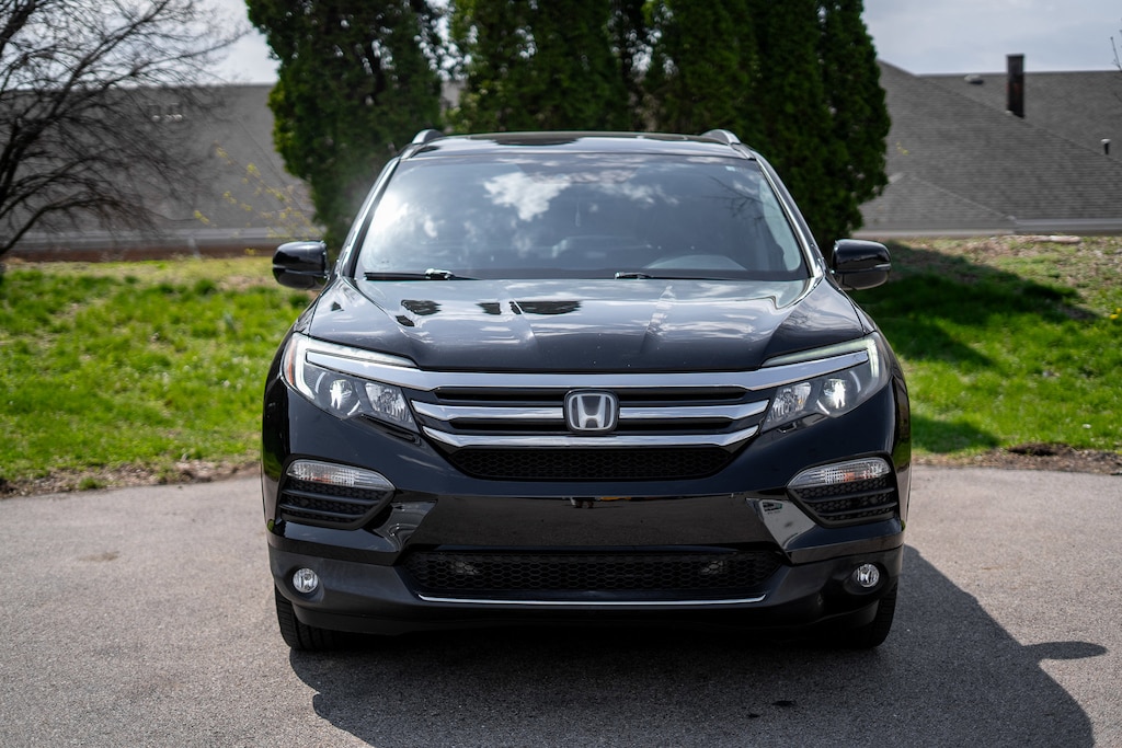 Used 2018 Honda Pilot Elite AWD SUV