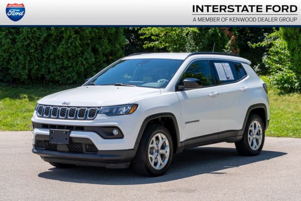 Used 2024 Jeep Compass Latitude SUV