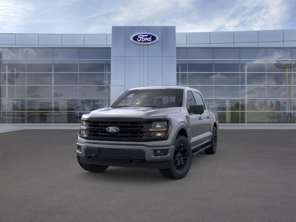 New 2025 Ford F-150 XLT Truck SuperCrew Cab