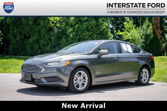 2018 Ford Fusion SE FWD's photo
