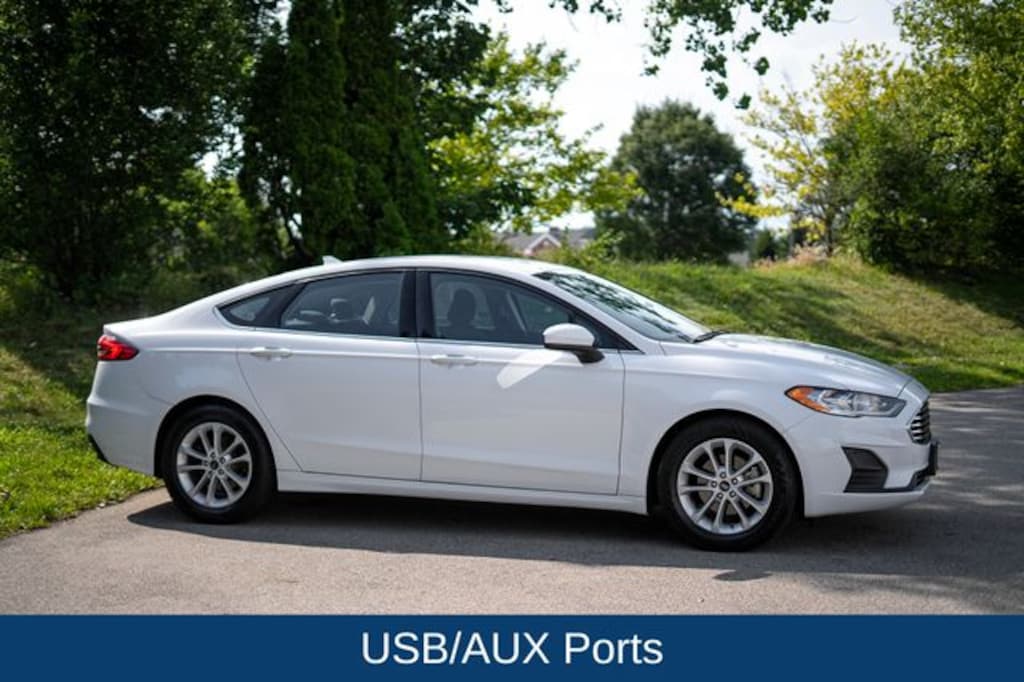 Used 2020 Ford Fusion SE Sedan