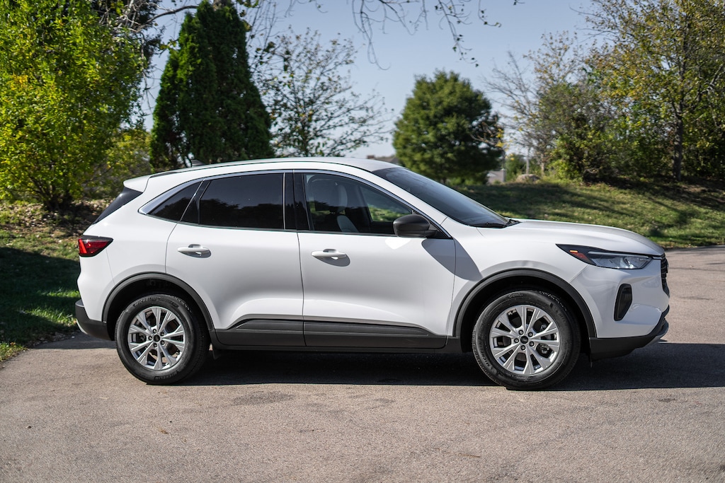 Used 2024 Ford Escape Active SUV