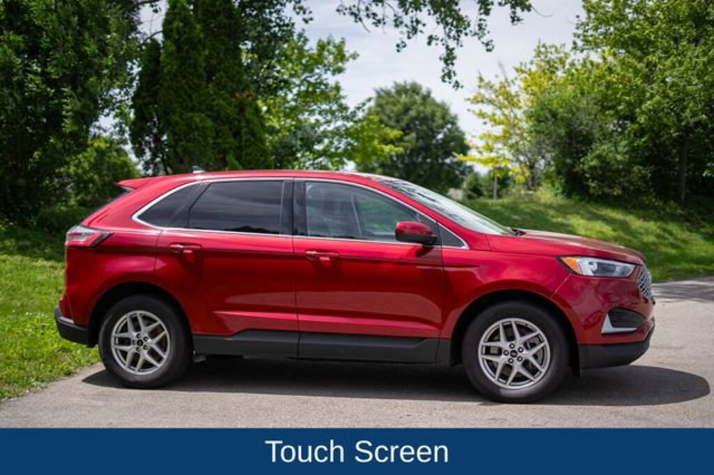 Used 2024 Ford Edge SUV