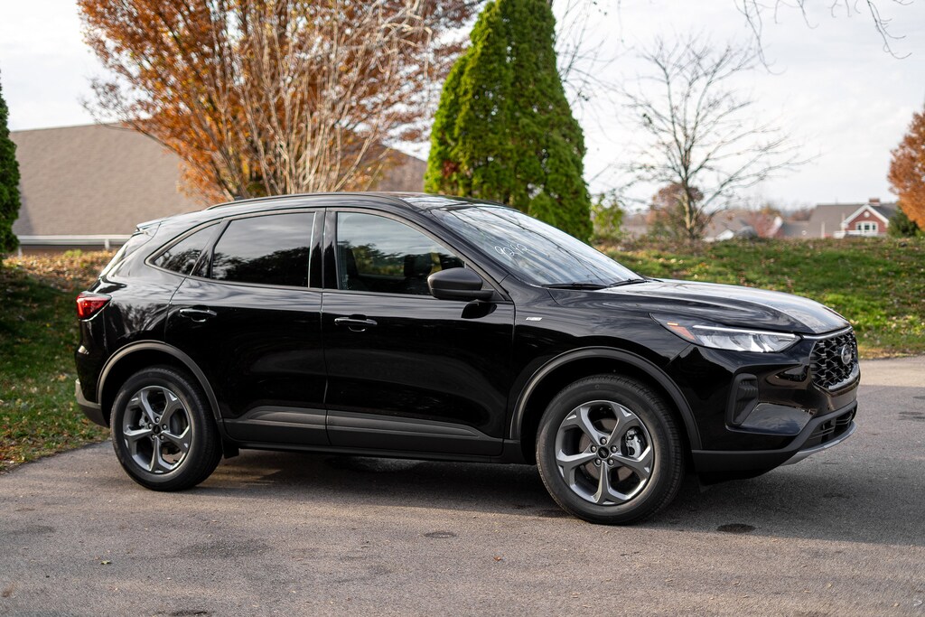 New 2025 Ford Escape ST-Line SUV