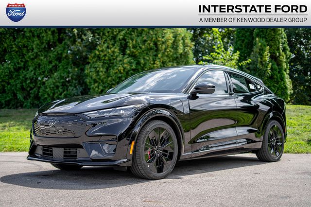 2025 Ford Mustang-Mach-e GT's photo
