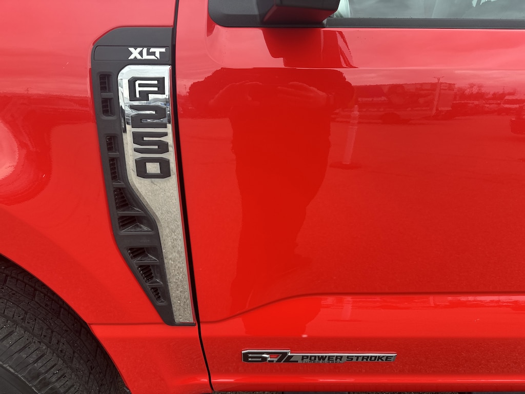 Used 2025 Ford F-250 Truck Crew Cab