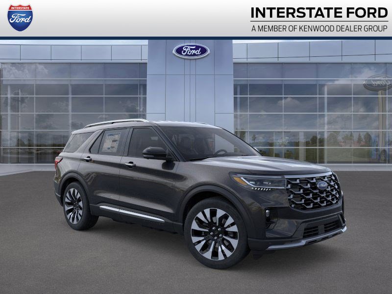 2026 Ford Explorer Platinum's photo