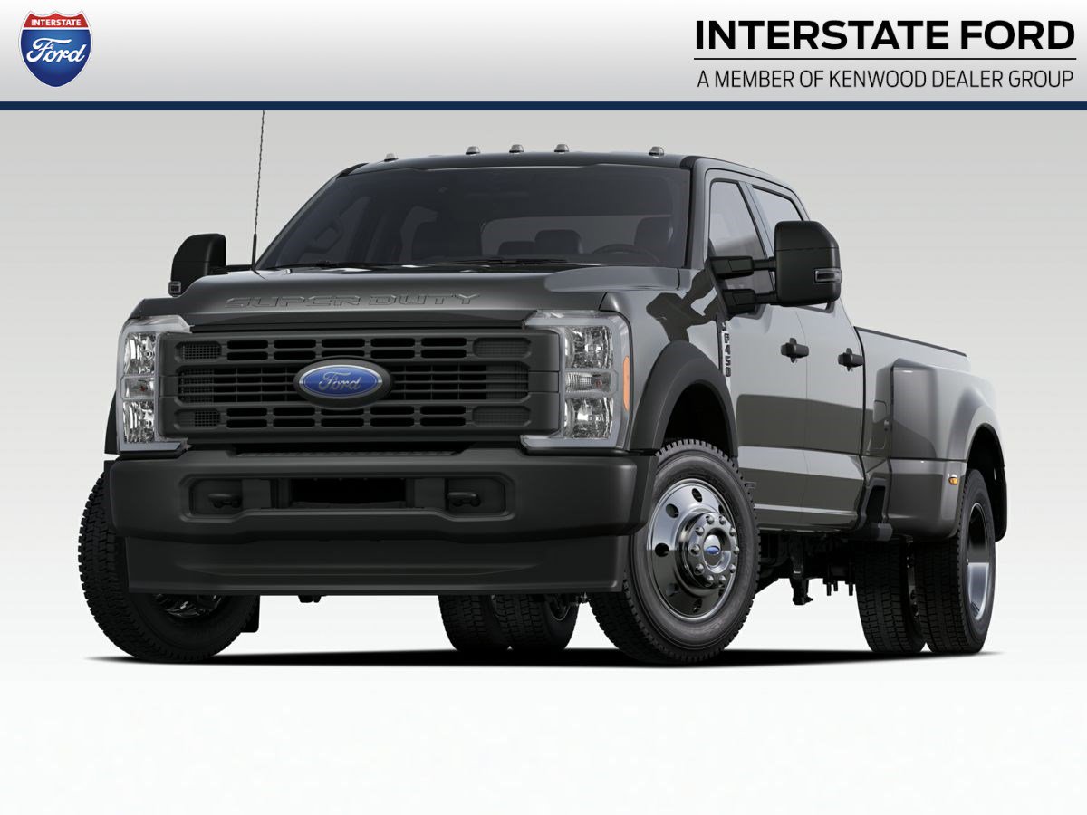 2026 Ford F-450 Super Duty XL's photo