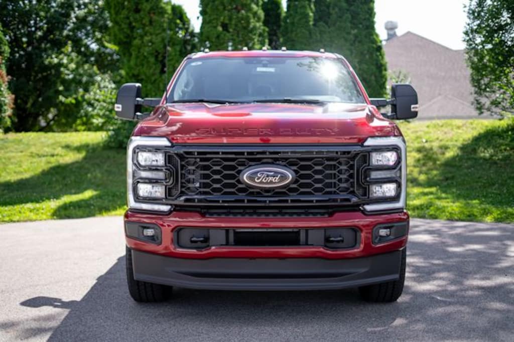 New 2026 Ford F-250SD XLT Truck Crew Cab