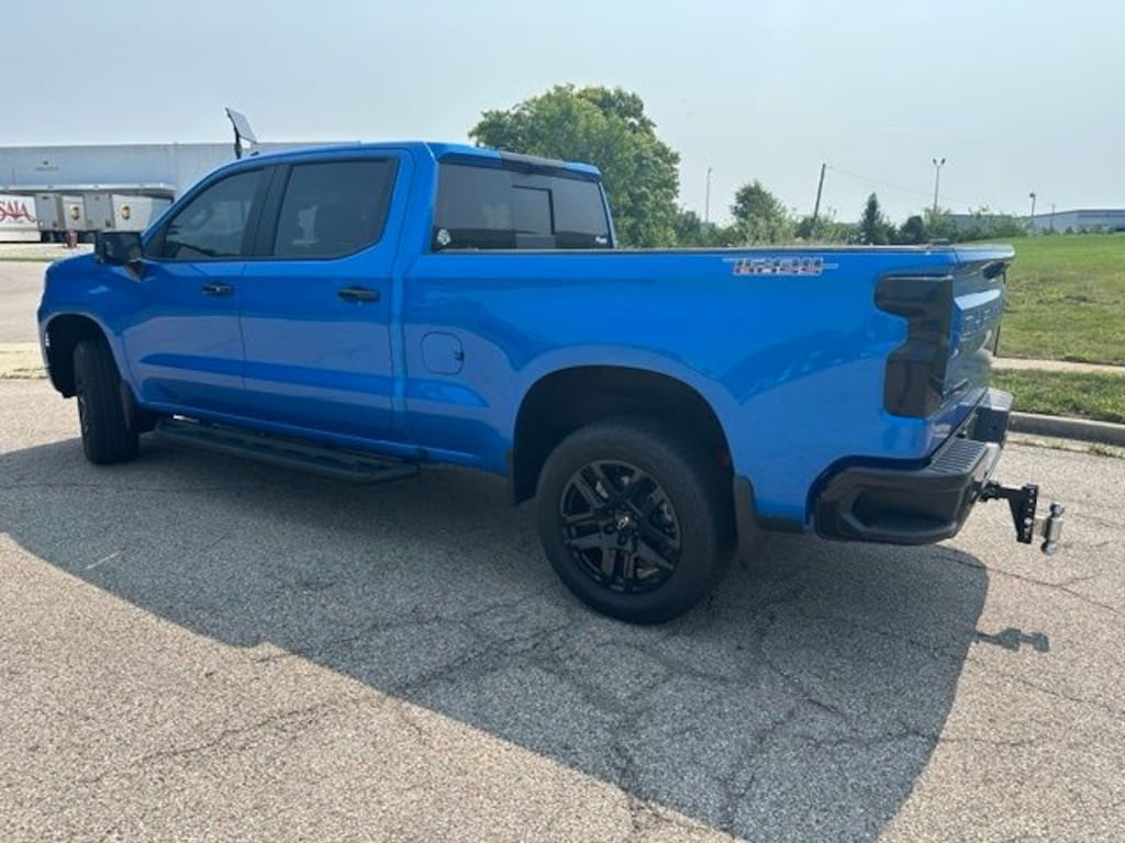 Used 2025 Chevrolet Silverado 1500 LT Trail Boss Truck Crew Cab
