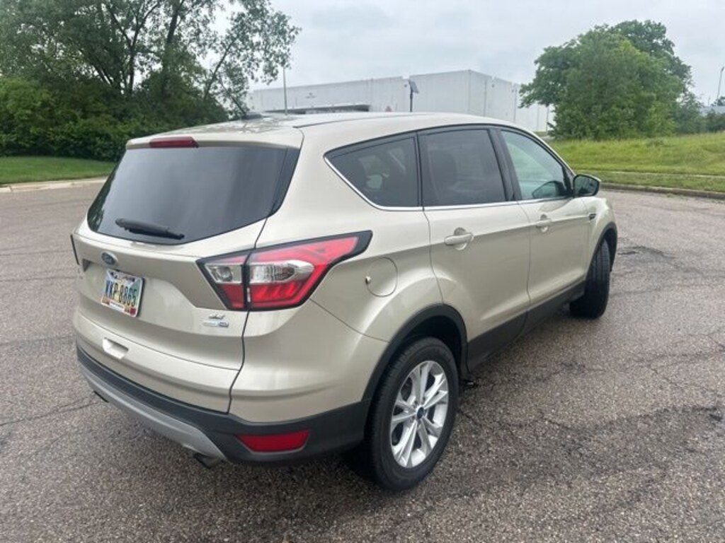 Used 2017 Ford Escape SE SUV