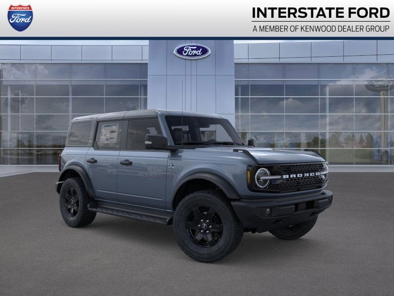 2025 Ford Bronco 4-Door Outer Banks's photo
