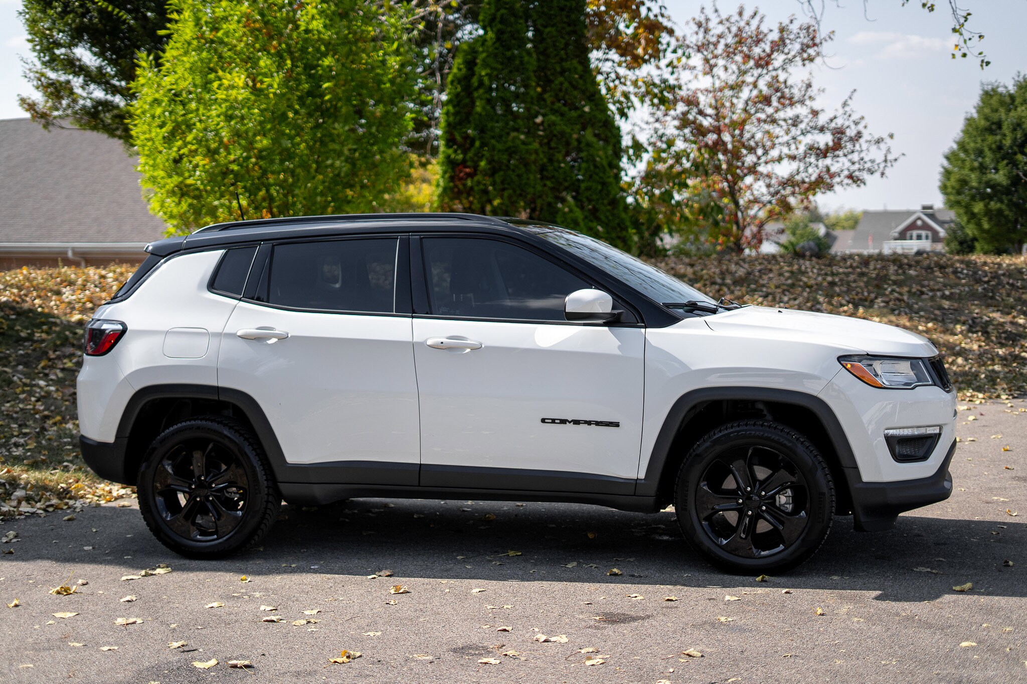 2020 Jeep Compass Latitude photo 2