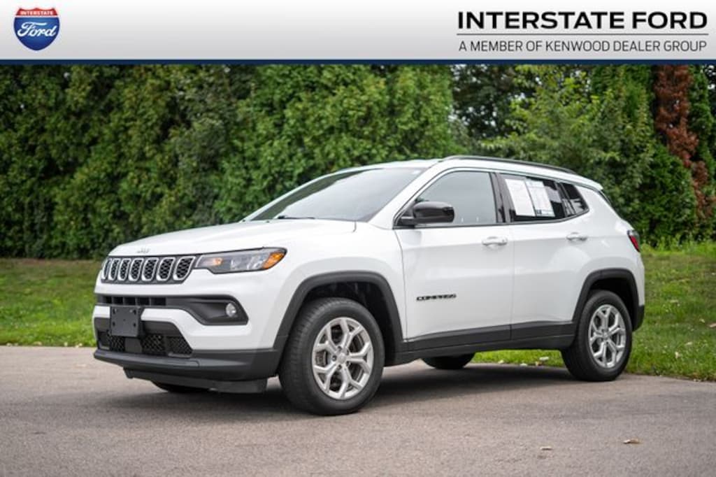 Used 2024 Jeep Compass Latitude SUV