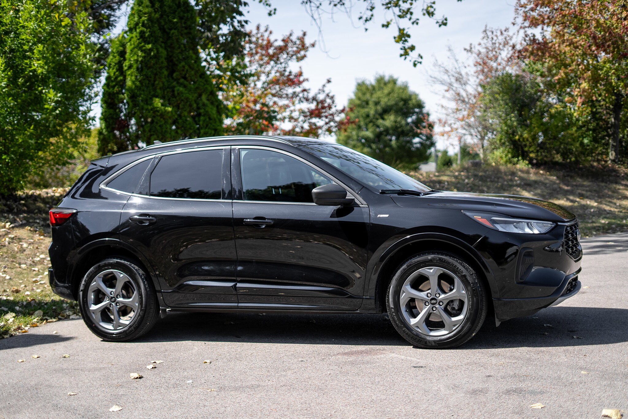 2023 Ford Escape ST-Line photo 3