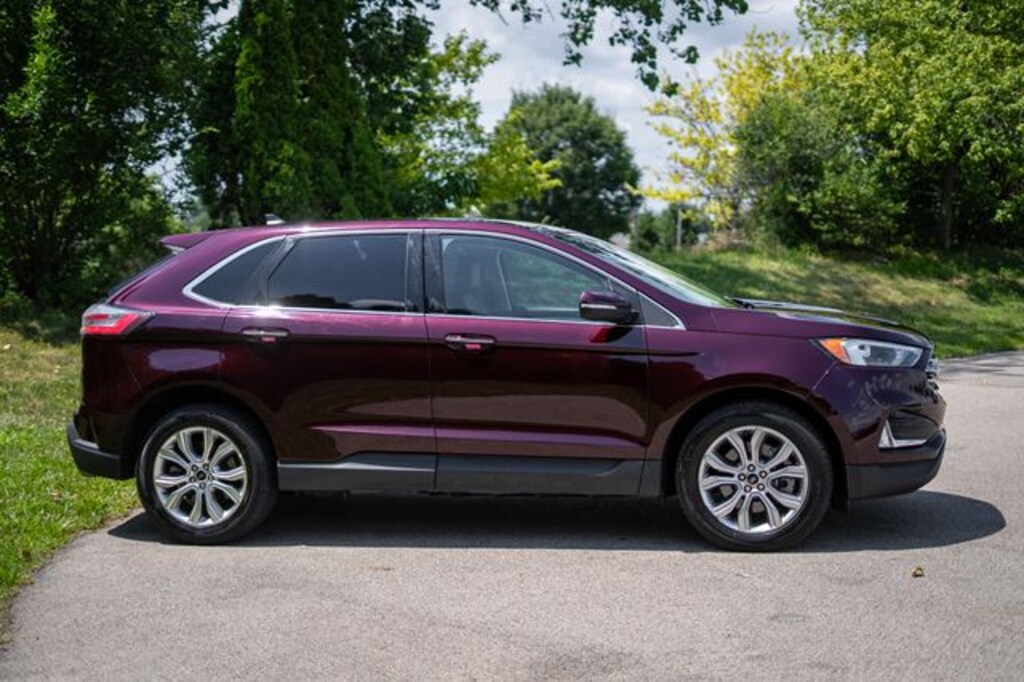 Used 2024 Ford Edge Titanium SUV