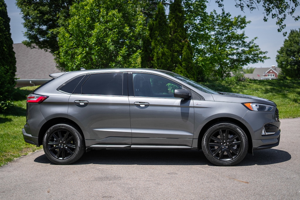 Used 2024 Ford Edge ST-Line SUV
