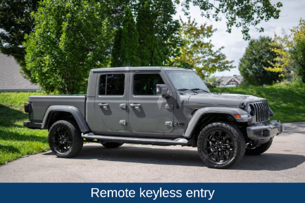 Used 2022 Jeep Gladiator Overland Truck Crew Cab