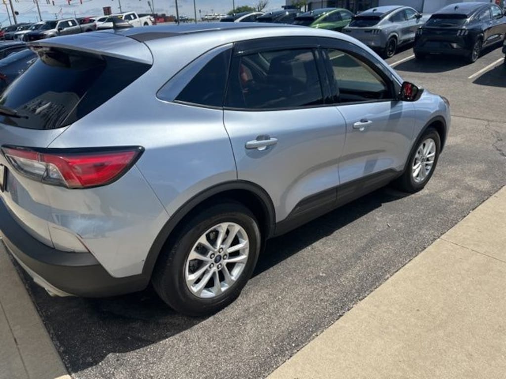 Used 2022 Ford Escape SE SUV