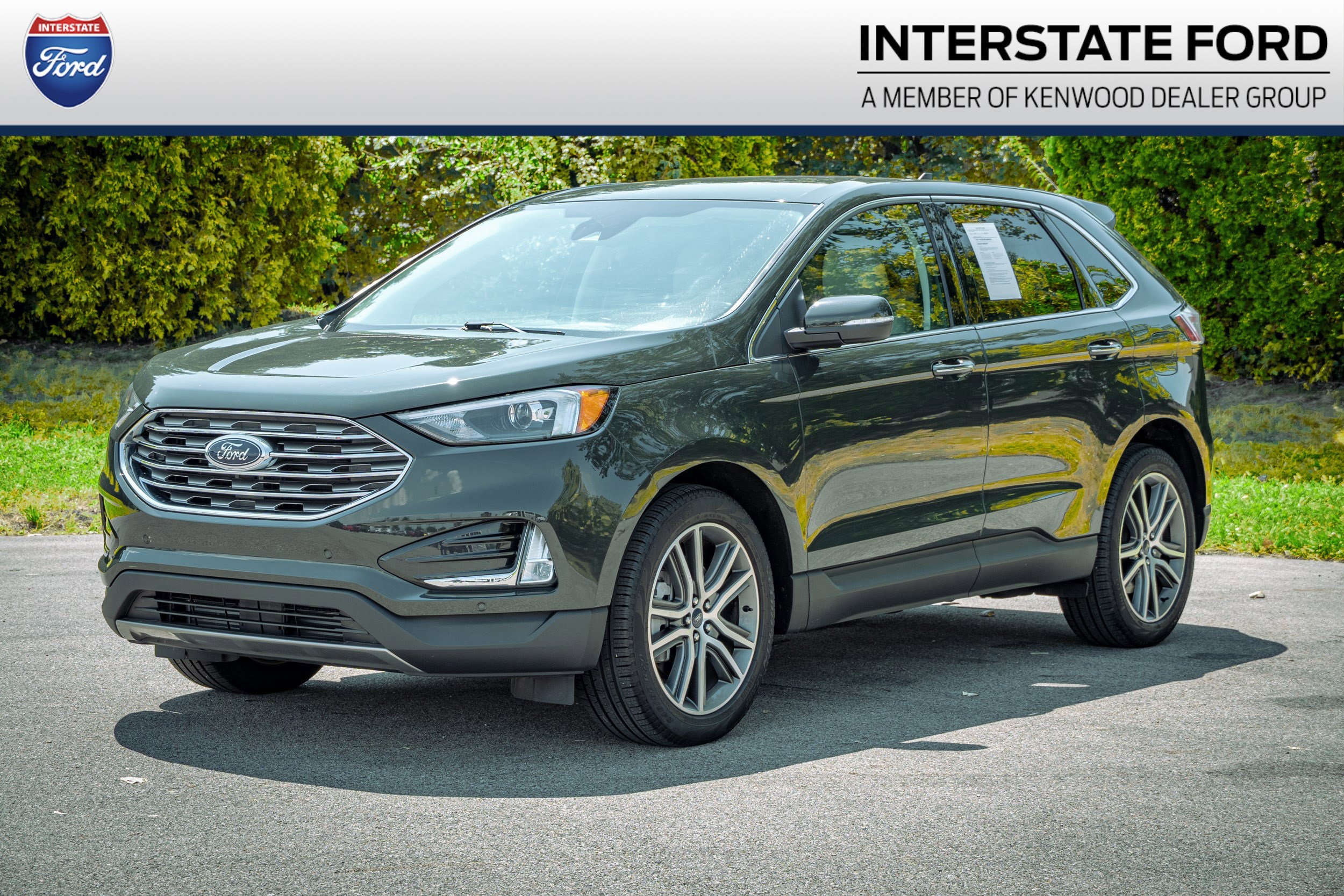 2022 Ford Edge Titanium