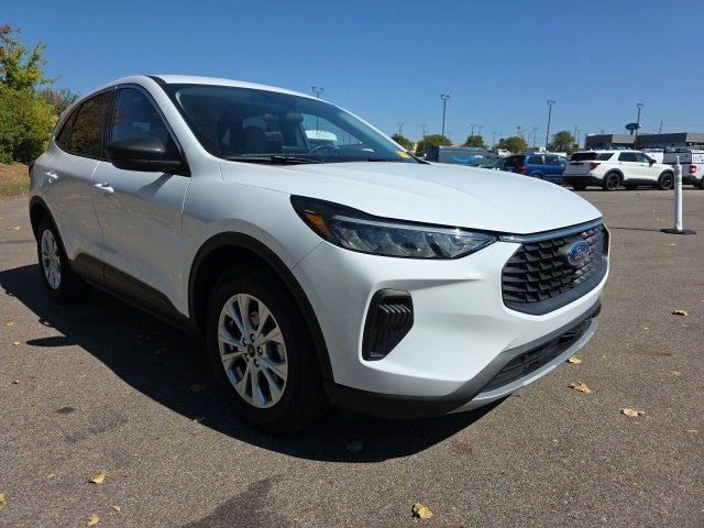 2024 Ford Escape Active photo 2