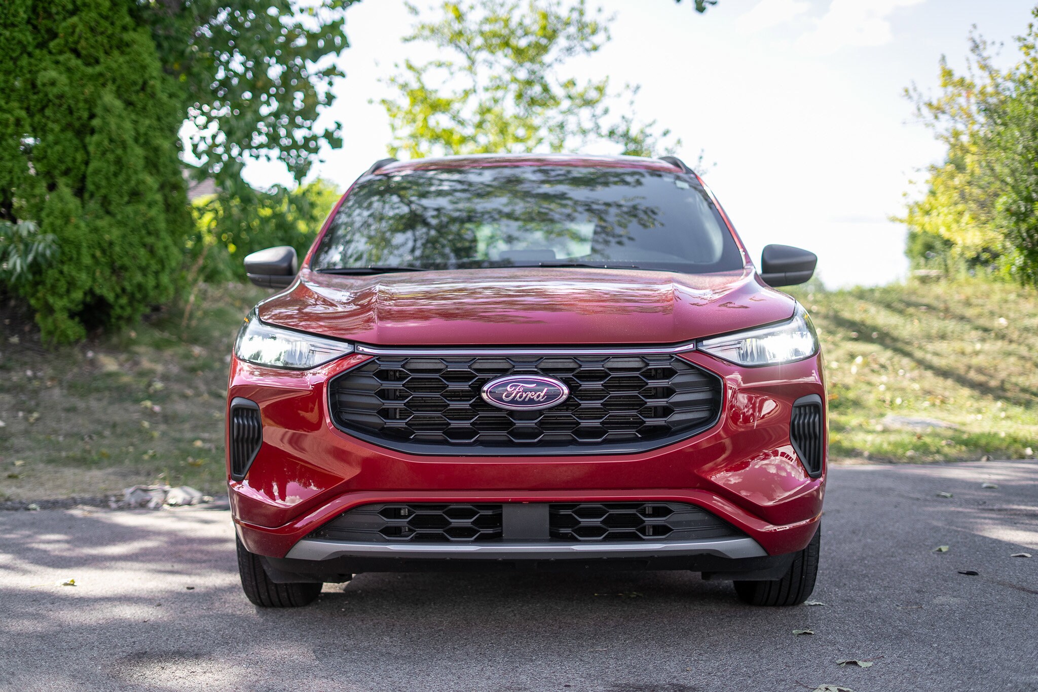 2024 Ford Escape ST-Line photo 2