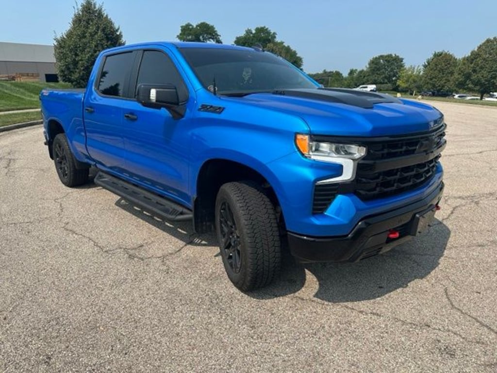 Used 2025 Chevrolet Silverado 1500 LT Trail Boss Truck Crew Cab