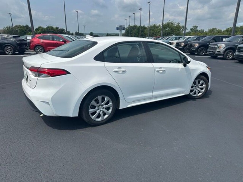 Used 2024 Toyota Corolla LE Sedan